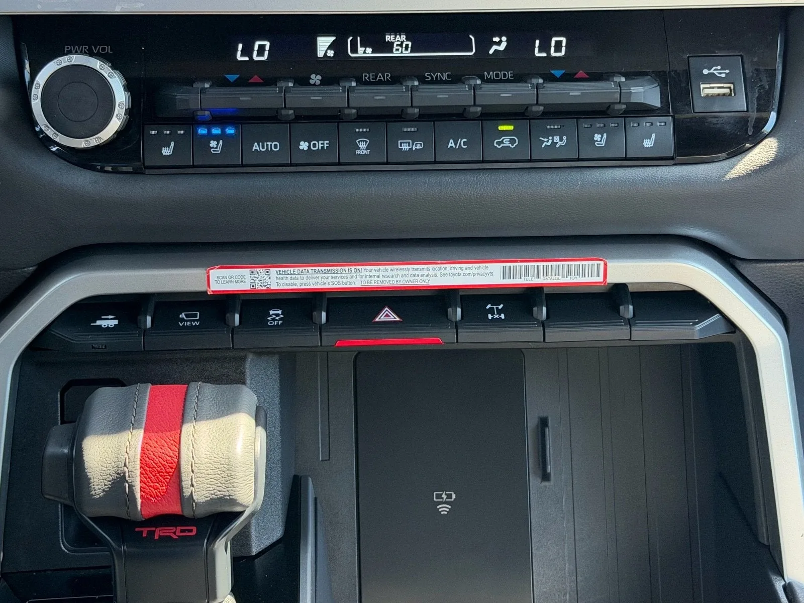 2025 Toyota Sequoia Platinum photo 18