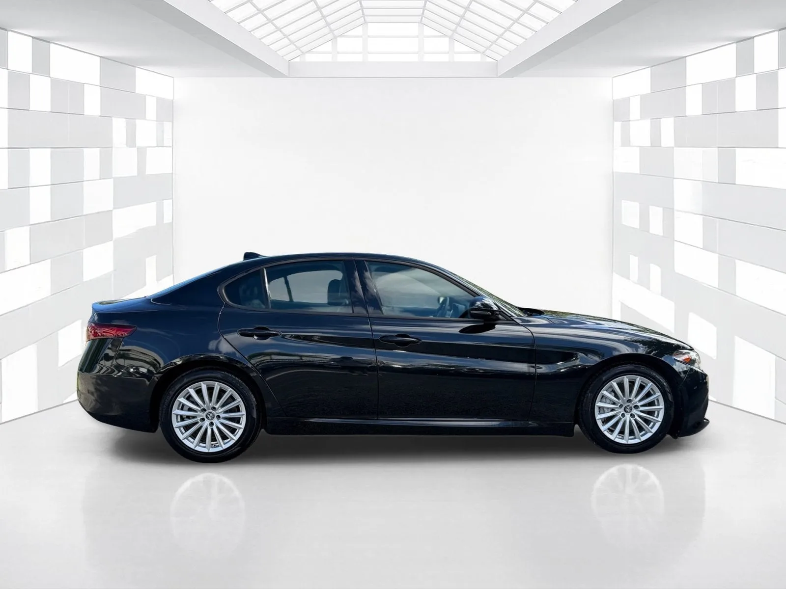 2023 Alfa Romeo Giulia Sprint photo 8