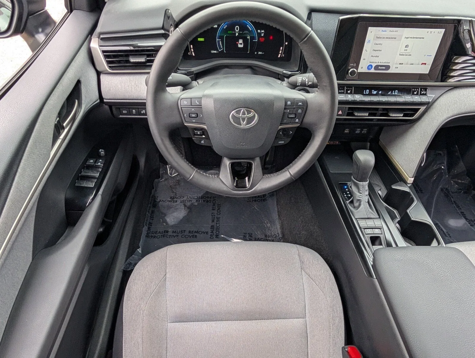 2025 Toyota Camry LE photo 11