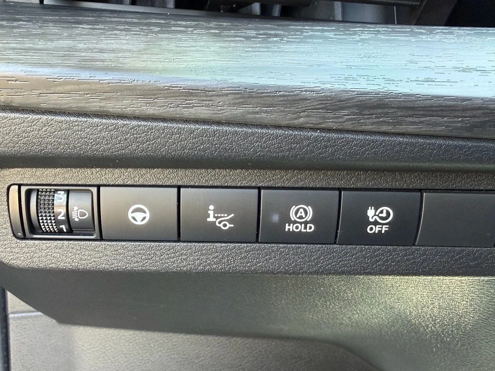 2024 Nissan ARIYA ENGAGE photo 22