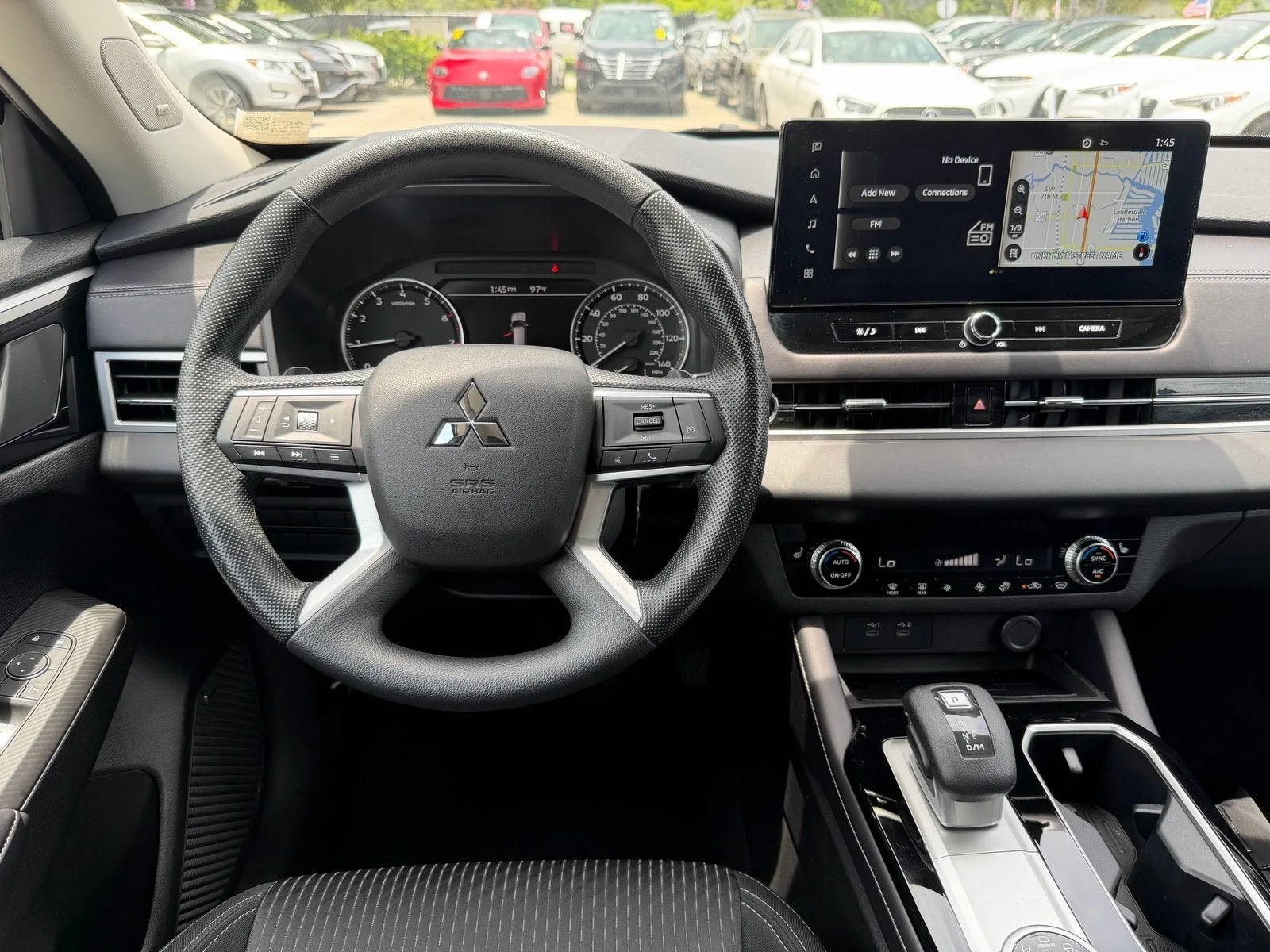 2025 Mitsubishi Outlander ES photo 15