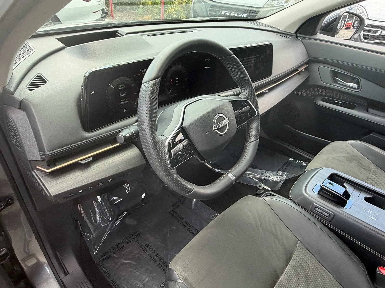 2024 Nissan ARIYA ENGAGE photo 10