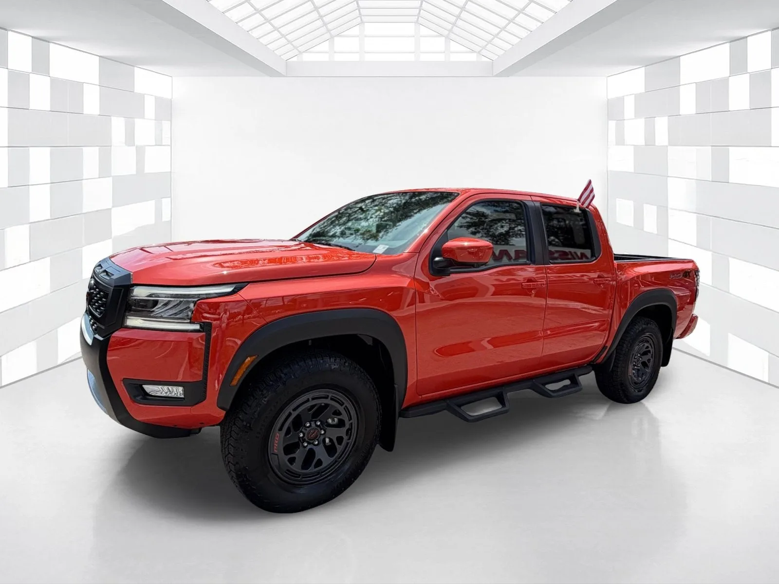 2025 Nissan Frontier Crew Cab PRO-4X® photo 3