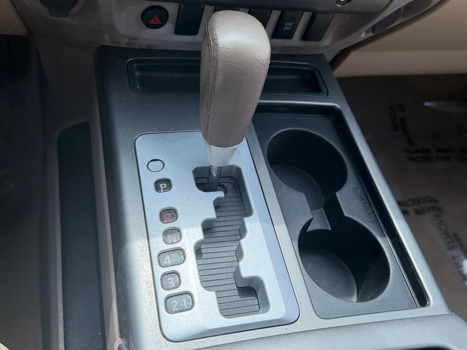 2011 Nissan Titan SV photo 24