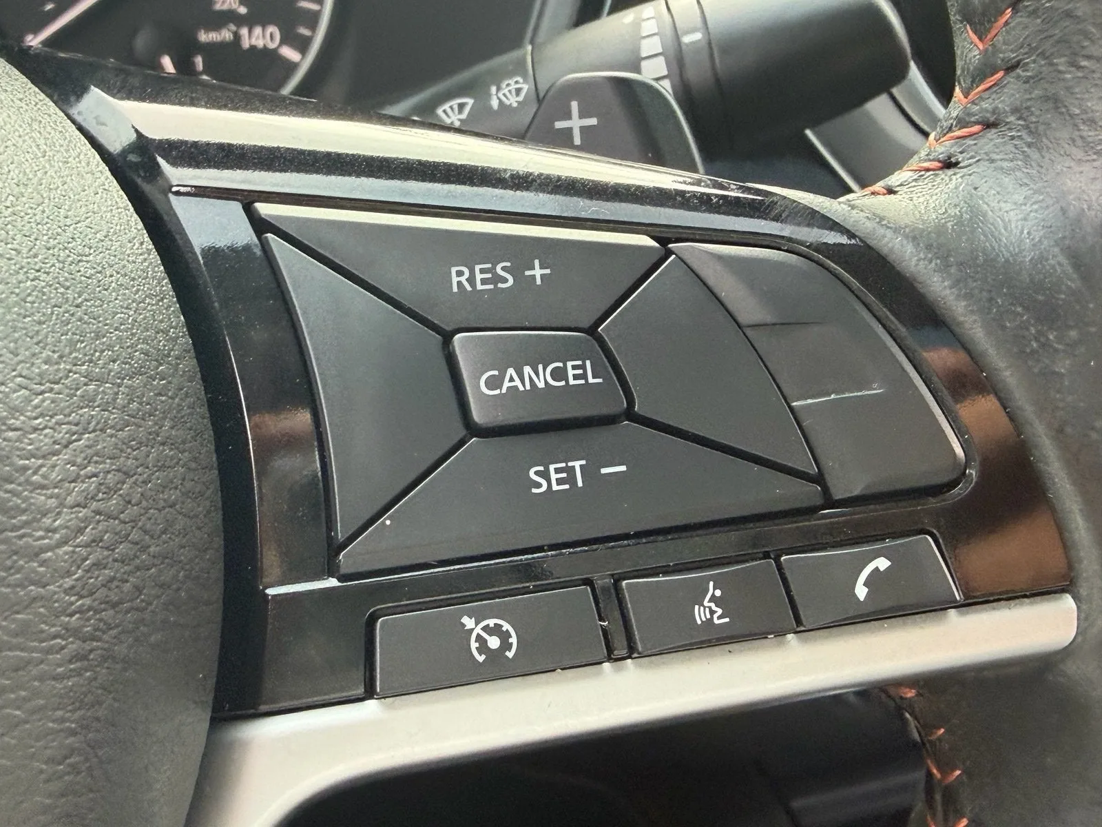 2024 Nissan Altima SR photo 27