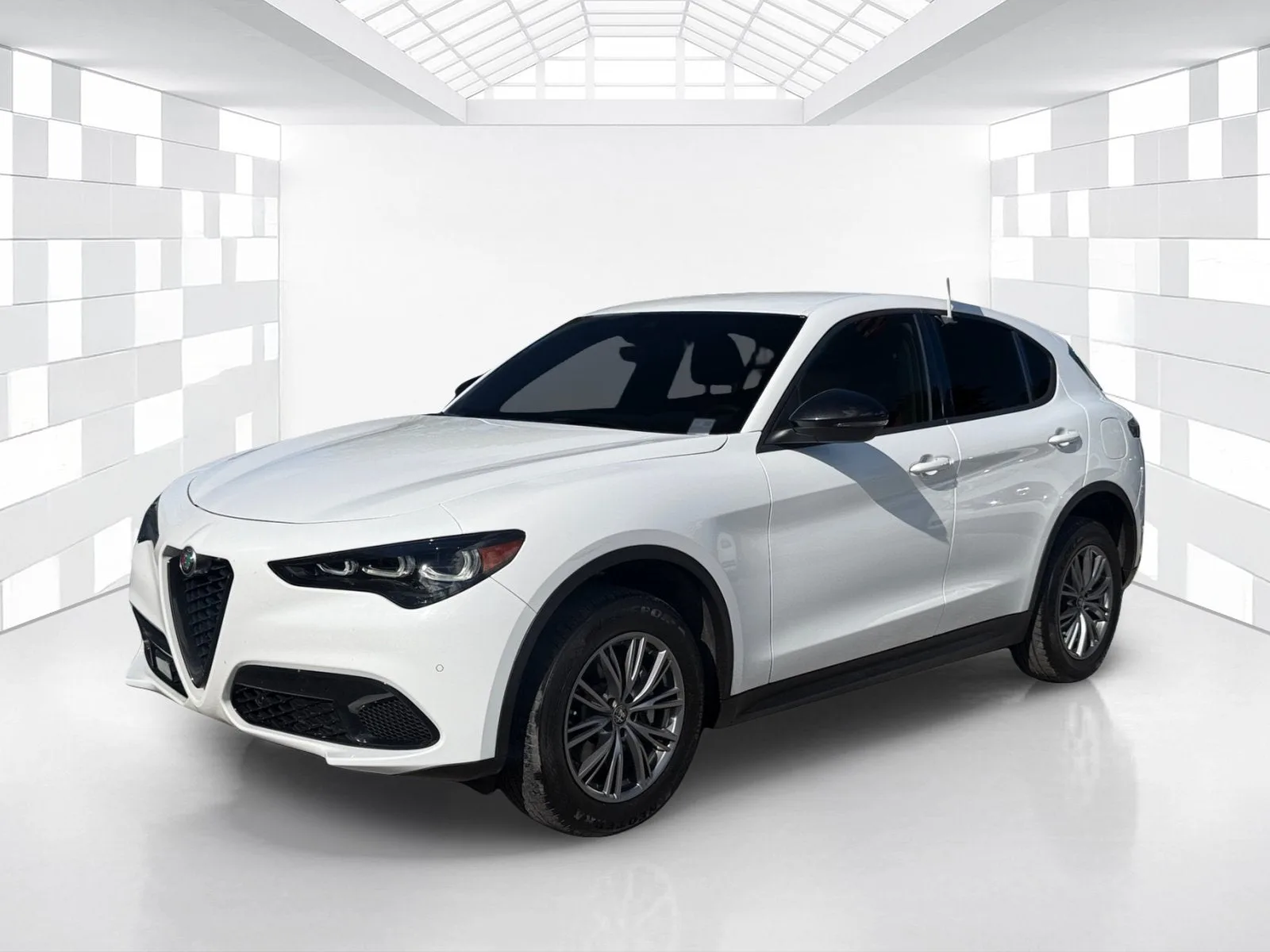 2024 Alfa Romeo Stelvio Sprint photo 3