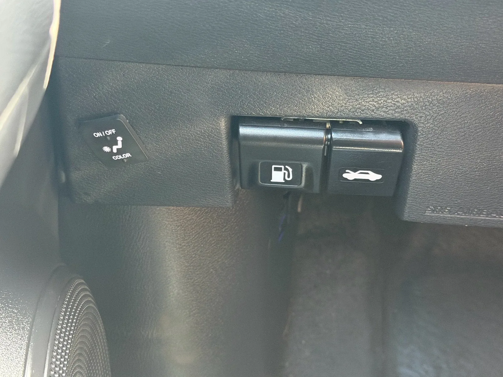 2024 Nissan Kicks SV photo 30