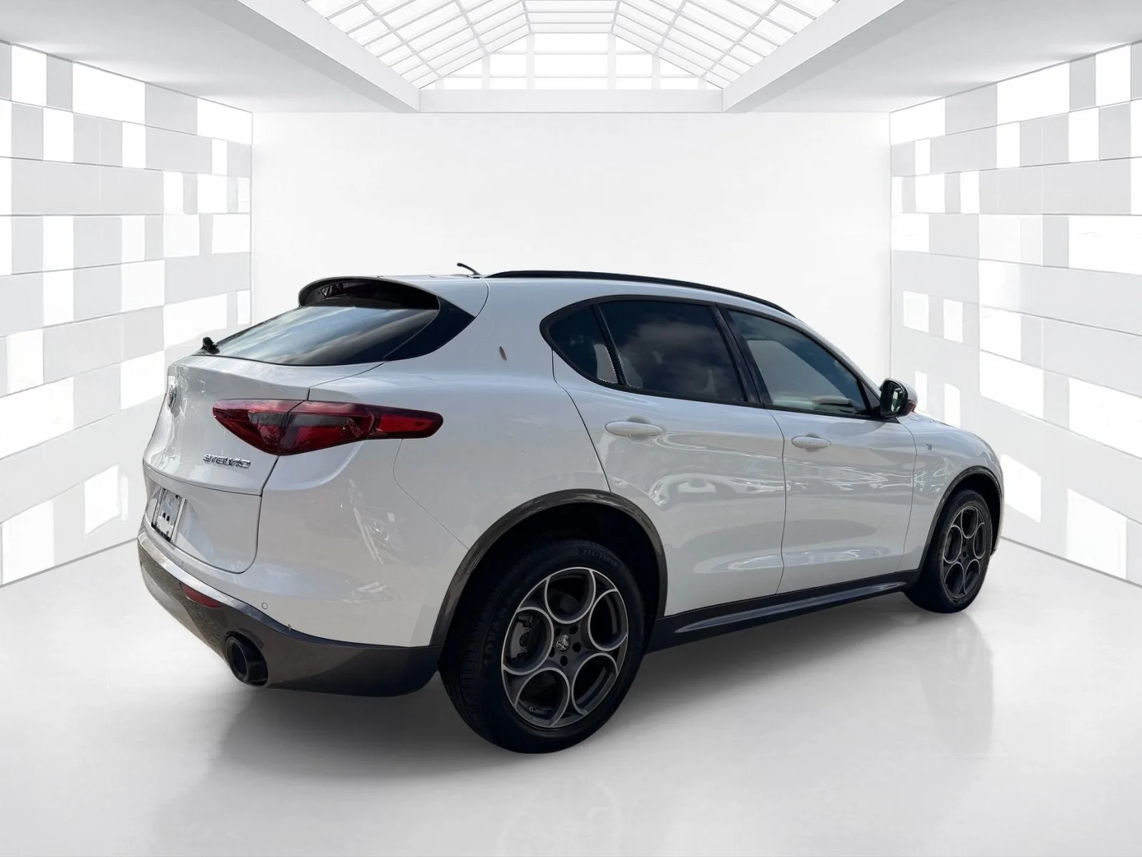 2022 Alfa Romeo Stelvio Ti photo 7