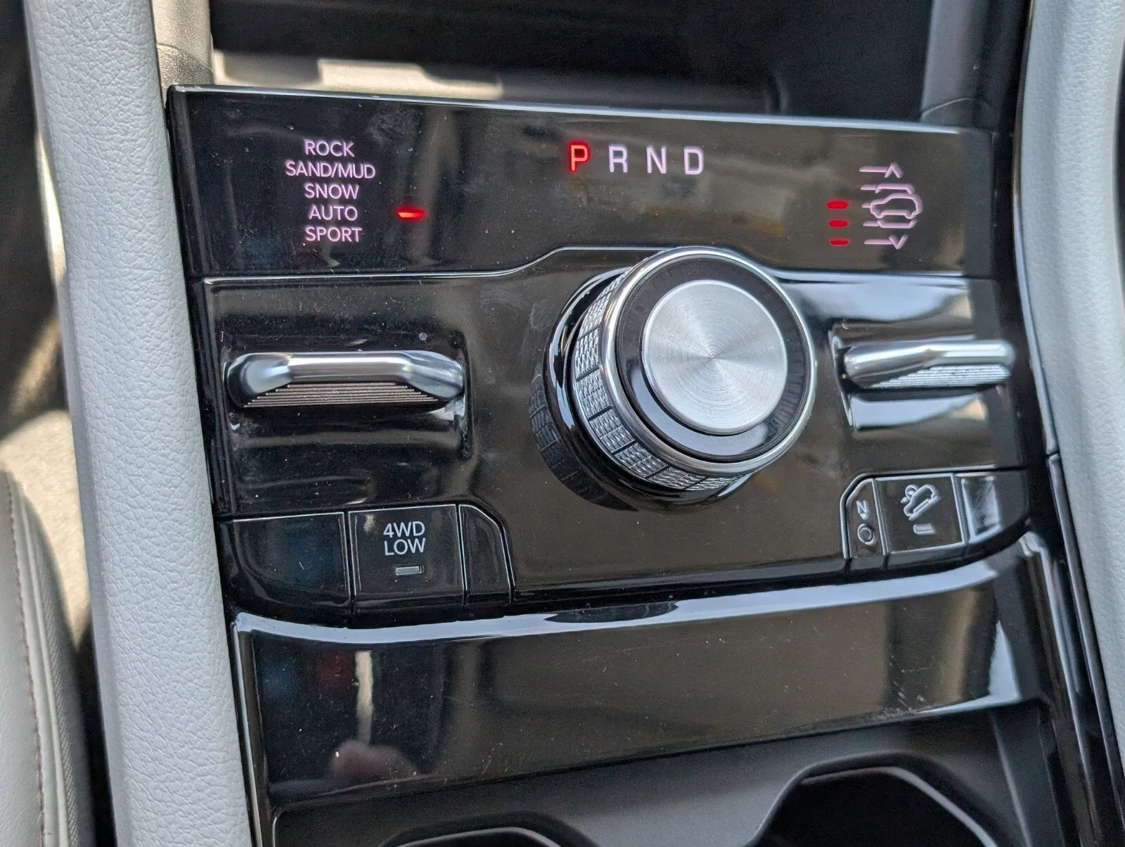 2022 Jeep Grand Cherokee 4xe Overland photo 29