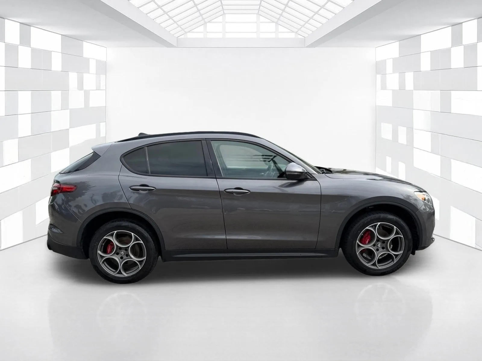 2023 Alfa Romeo Stelvio Sprint photo 8