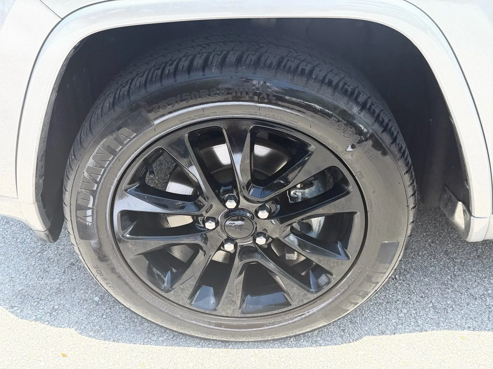 2021 Jeep Grand Cherokee Laredo X photo 19