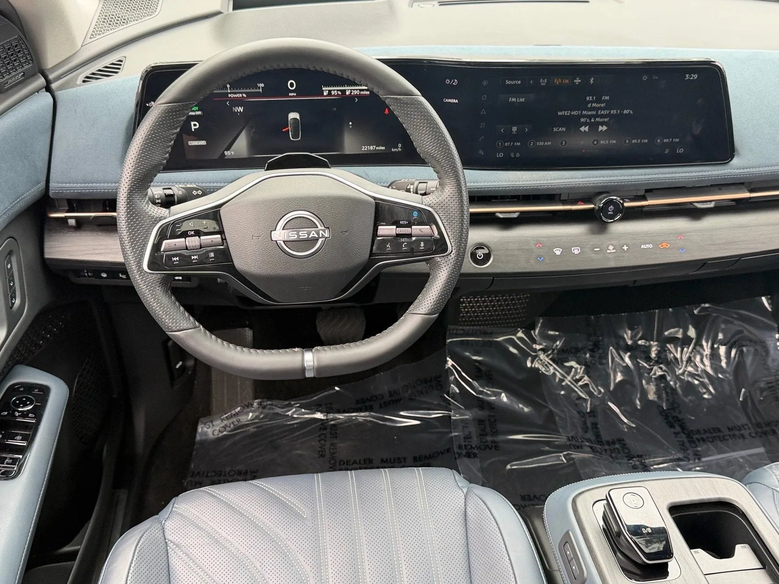 2024 Nissan ARIYA PLATINUM+ photo 11