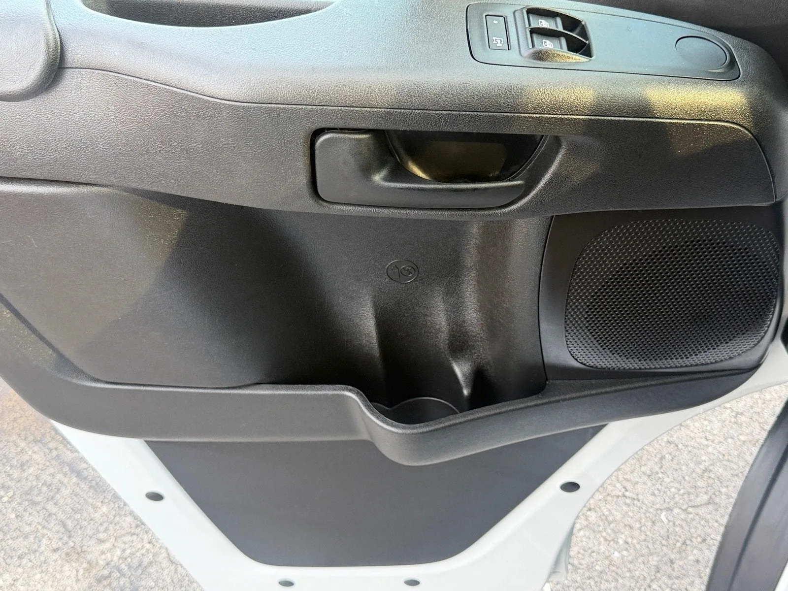 2025 RAM ProMaster Cargo Van Tradesman photo 34