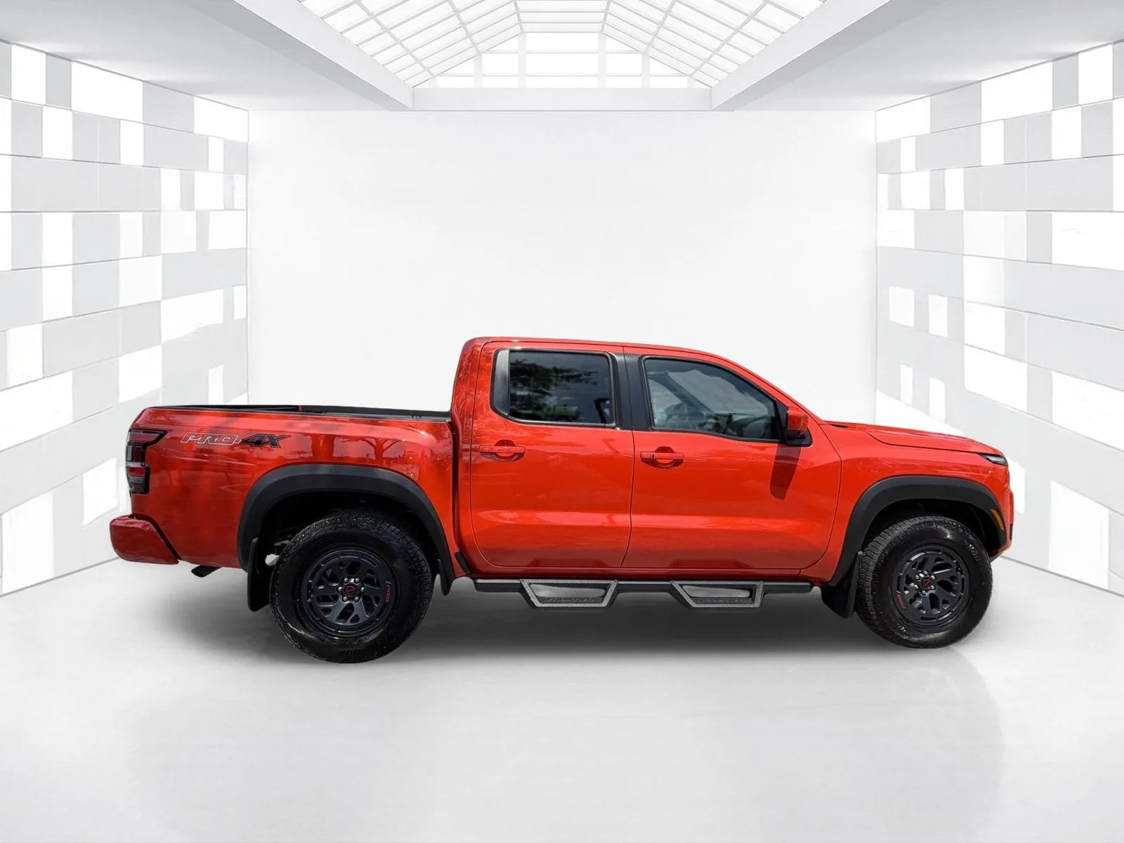 2025 Nissan Frontier Crew Cab PRO-4X® photo 8