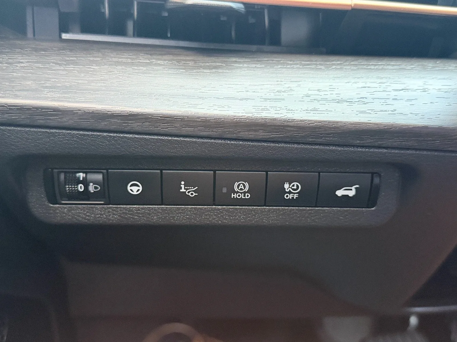 2024 Nissan ARIYA EMPOWER+ photo 30