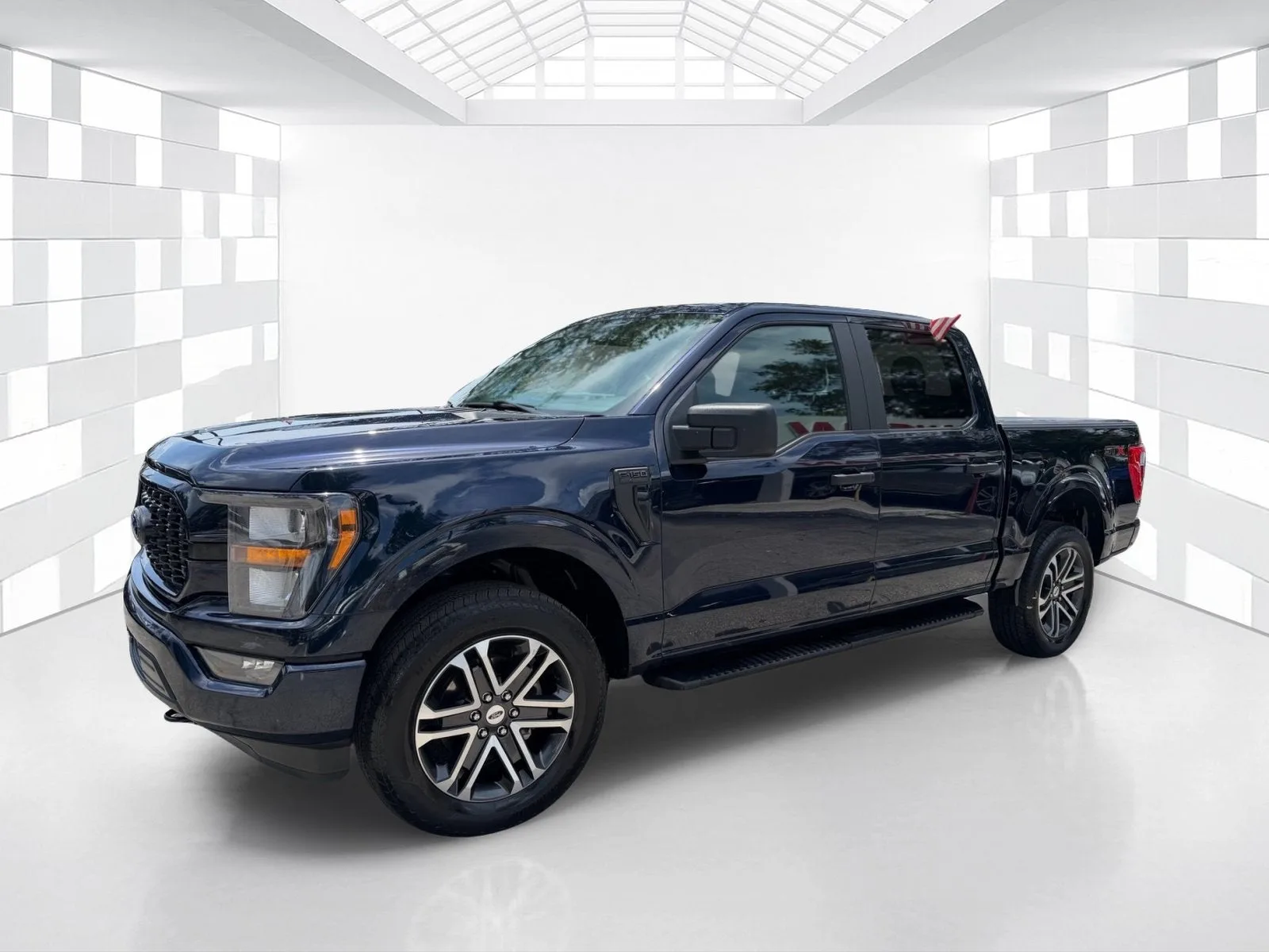 2023 Ford F-150 XL photo 3