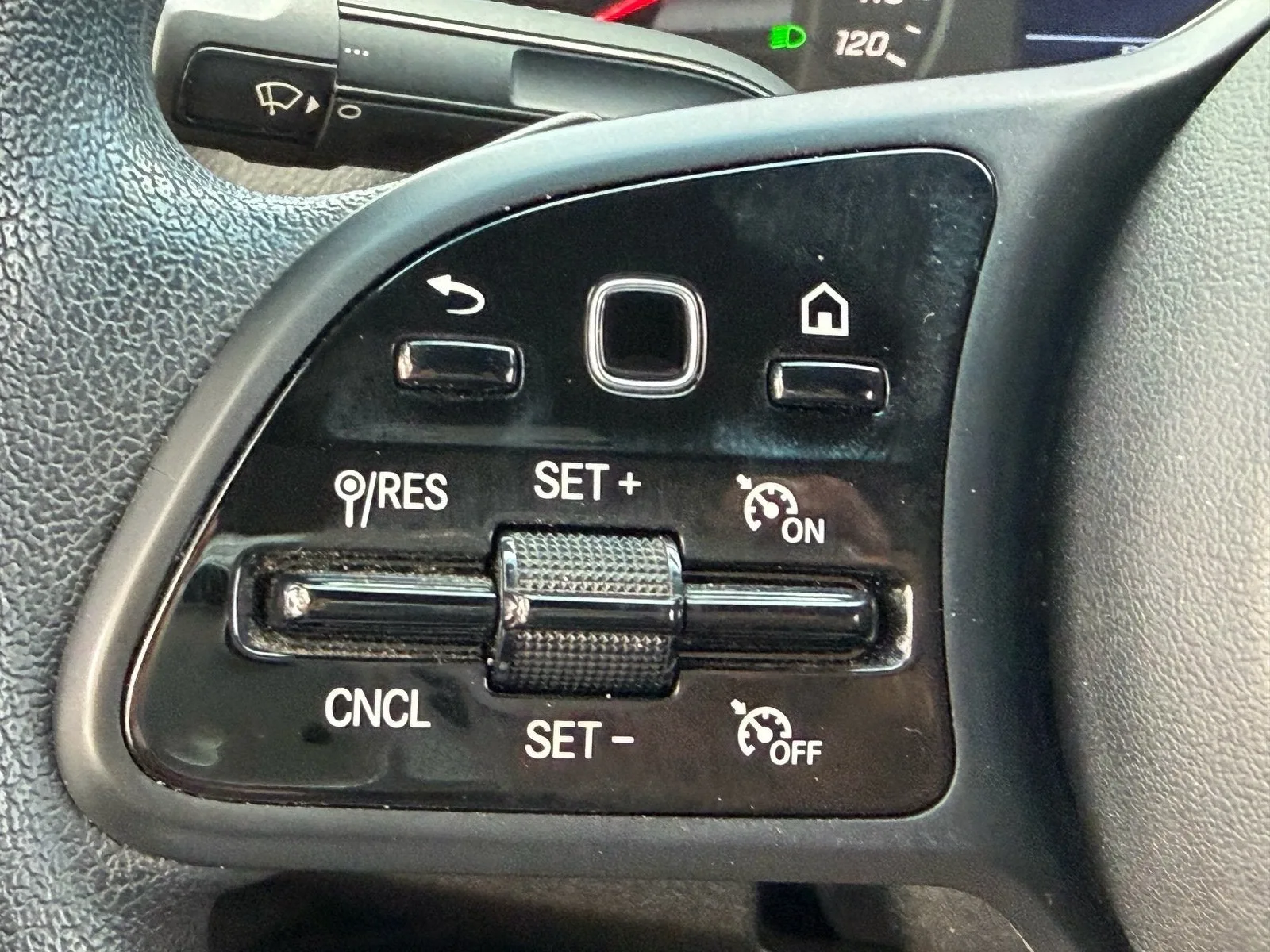2022 Mercedes-Benz Sprinter Cargo Van Cargo 144 WB photo 26