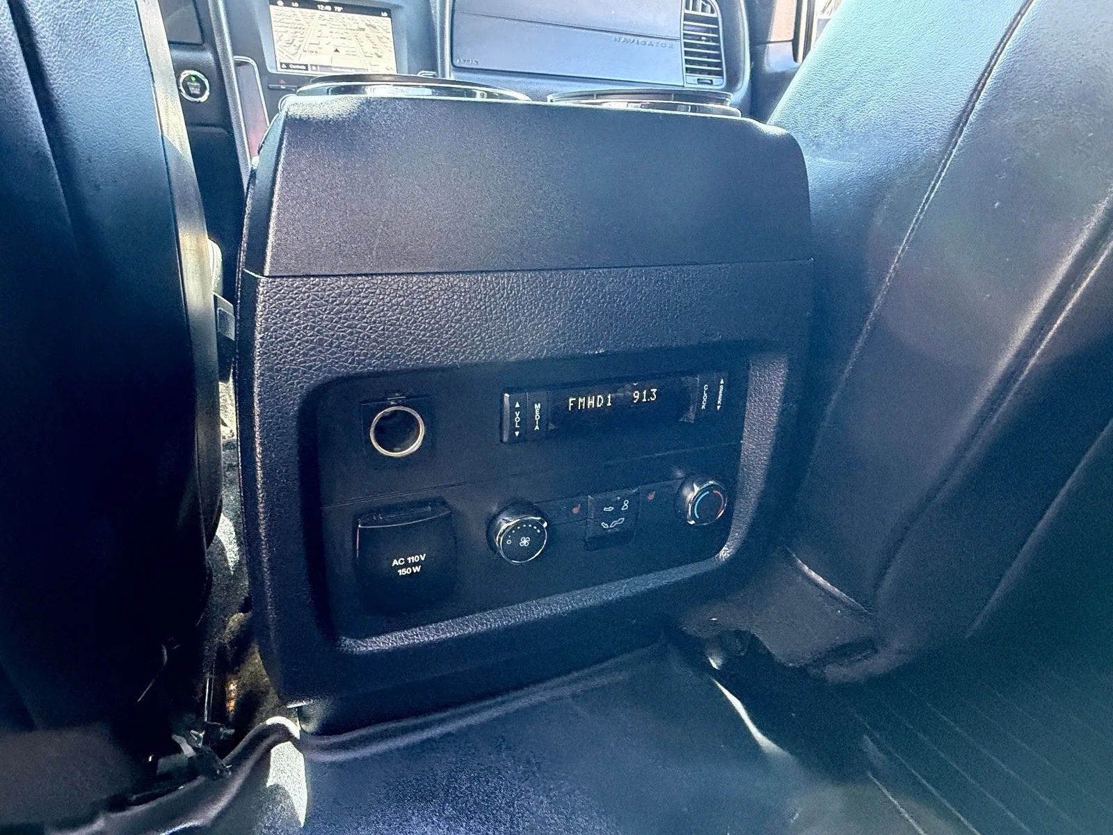 2017 Lincoln Navigator L Select photo 12