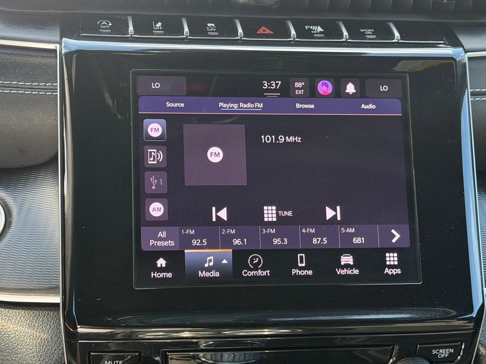 2025 Jeep Grand Cherokee Laredo photo 22