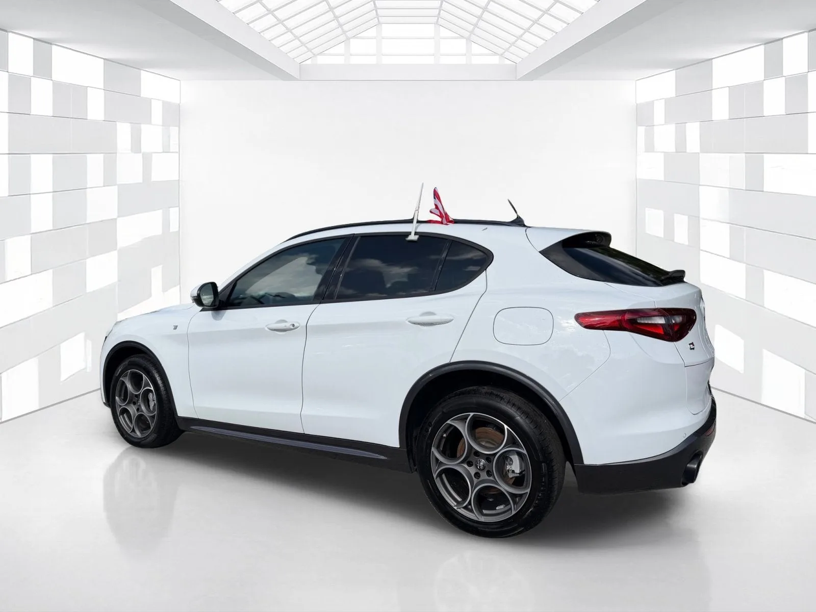 2022 Alfa Romeo Stelvio Ti photo 5