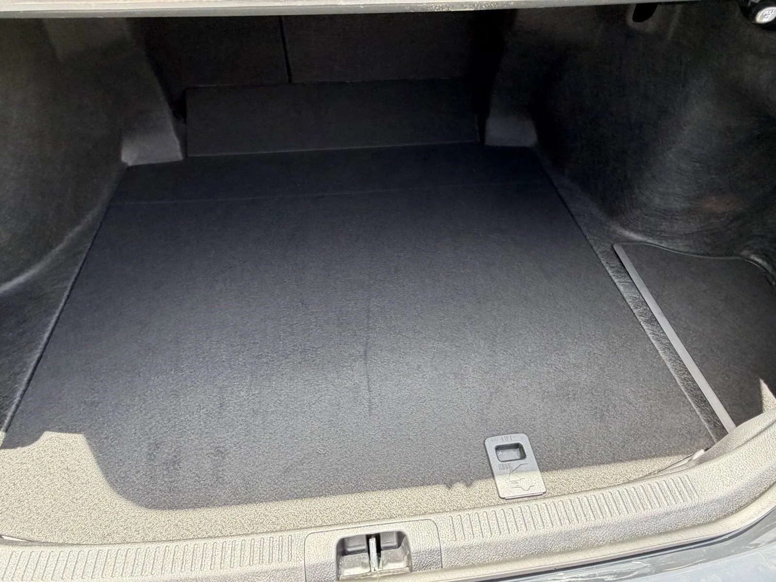 2026 Toyota Camry LE photo 15