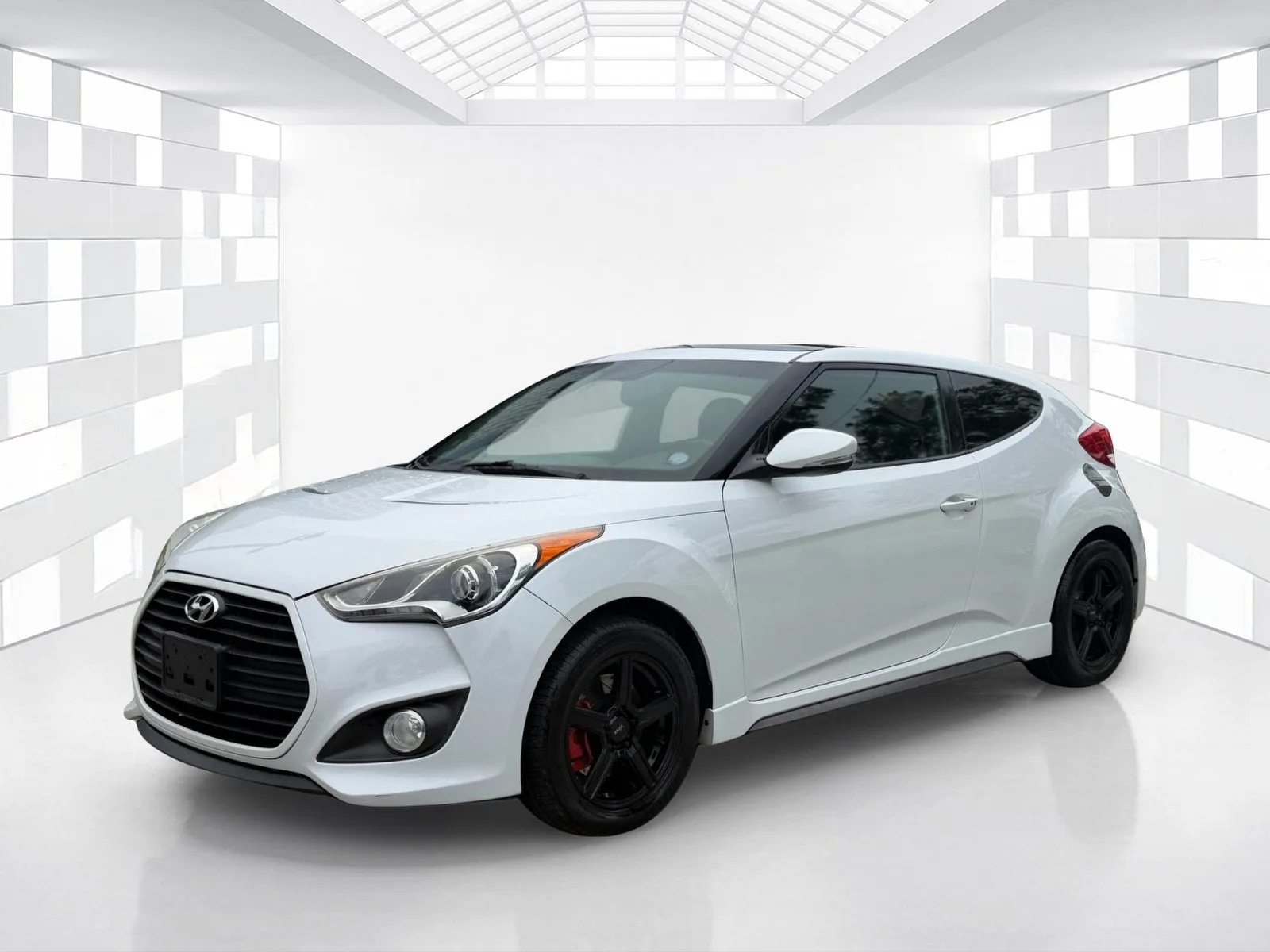 2015 Hyundai Veloster Turbo photo 3