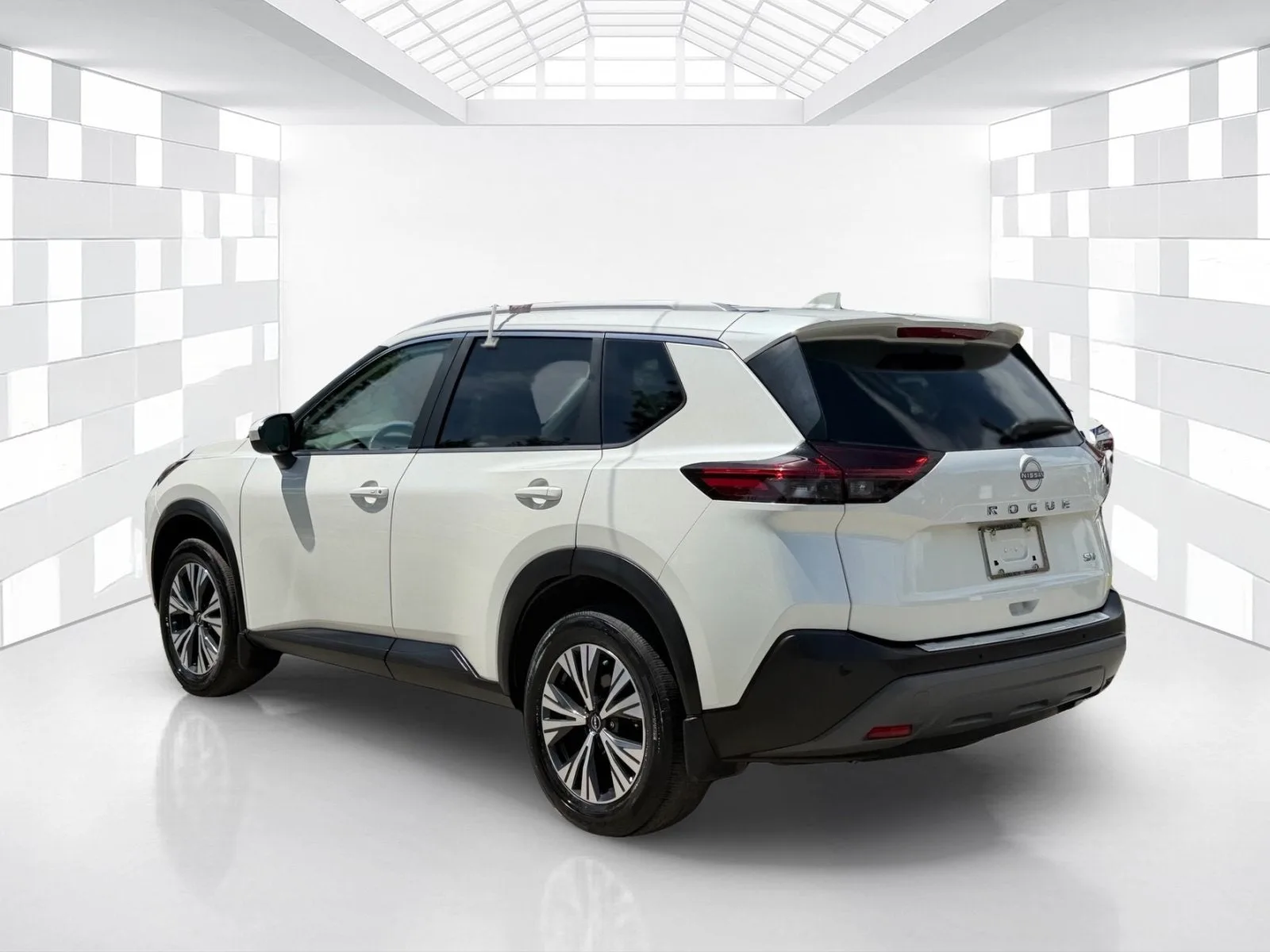 2023 Nissan Rogue SV photo 5