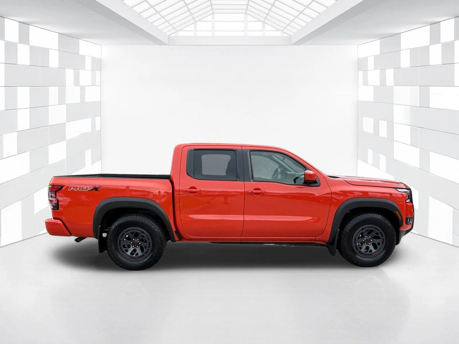 2025 Nissan Frontier Crew Cab PRO-X® photo 8