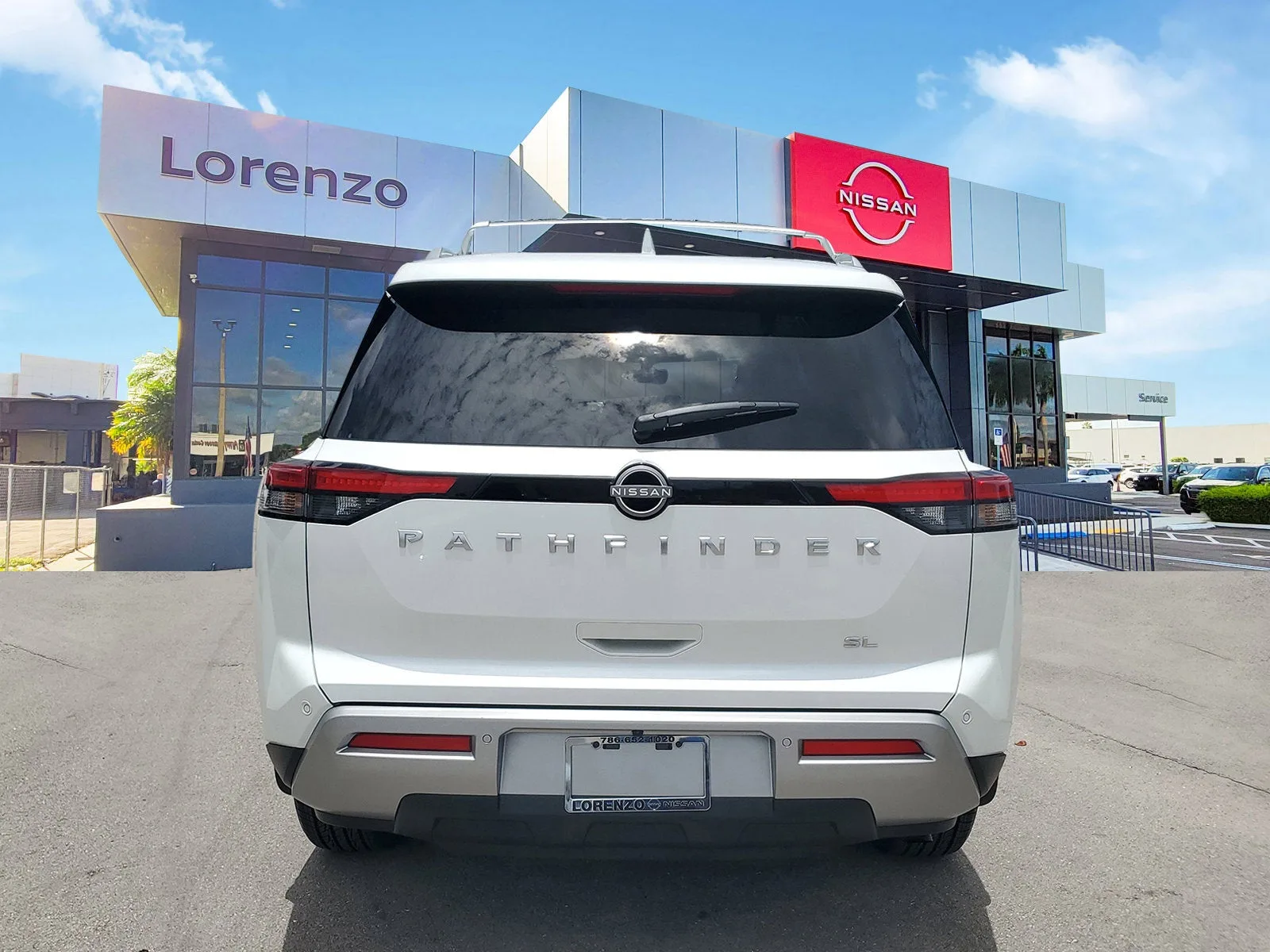 2025 Nissan Pathfinder SL photo 6