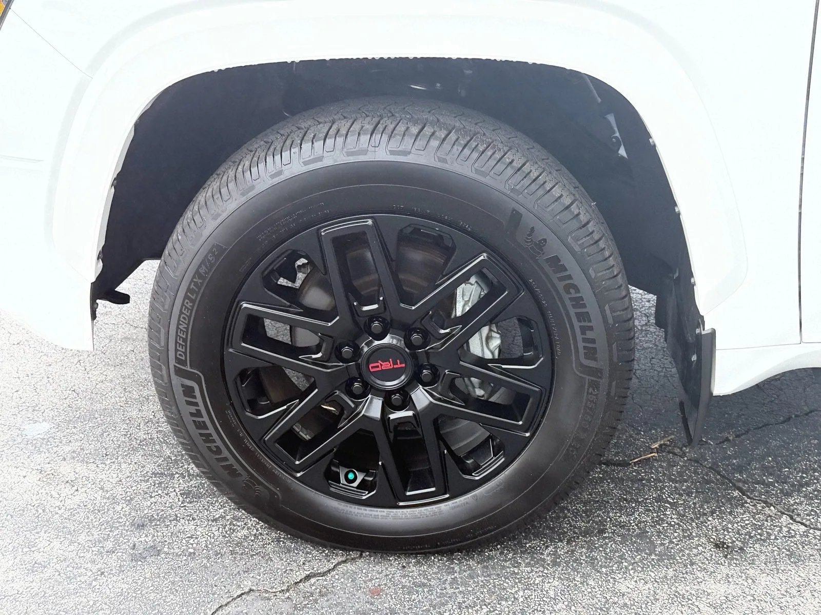 2023 Toyota Tundra 4WD SR5 photo 18