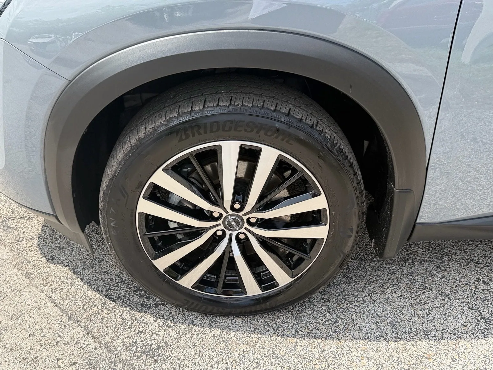 2025 Nissan Pathfinder Platinum photo 22