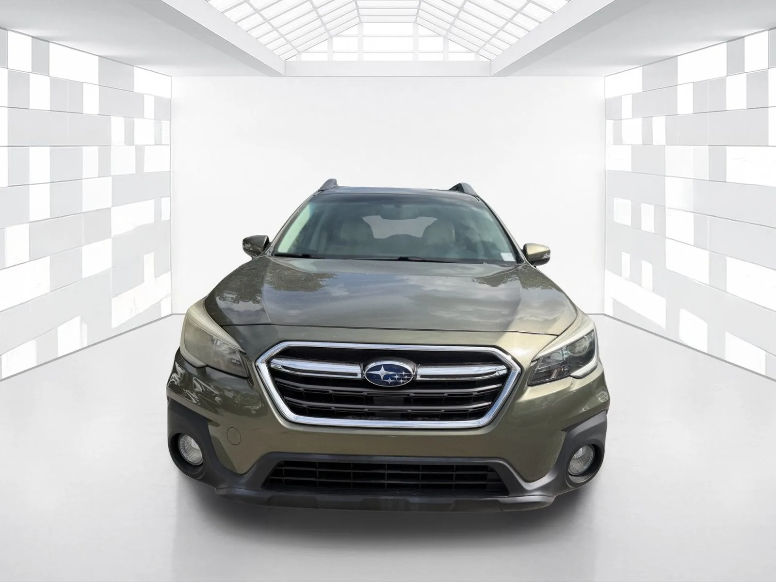 2018 Subaru Outback Limited photo 2