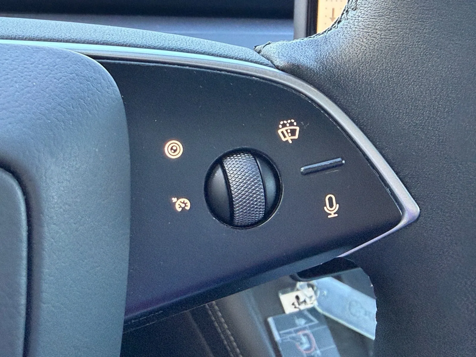 2025 Tesla Model 3 Long Range photo 27