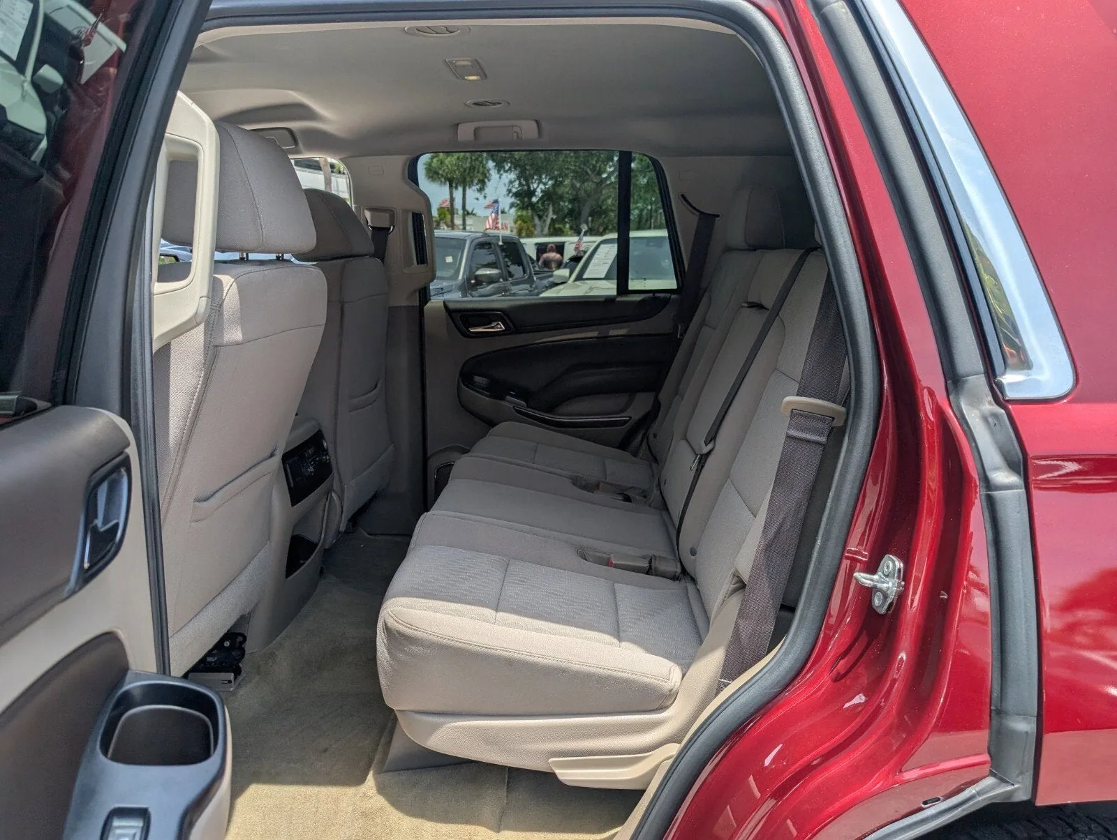 2017 Chevrolet Tahoe LS photo 11