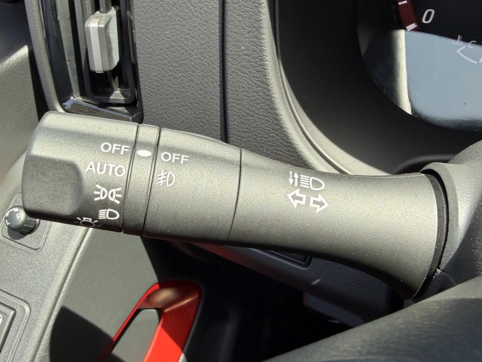 2025 Nissan Frontier Crew Cab PRO-4X® photo 28