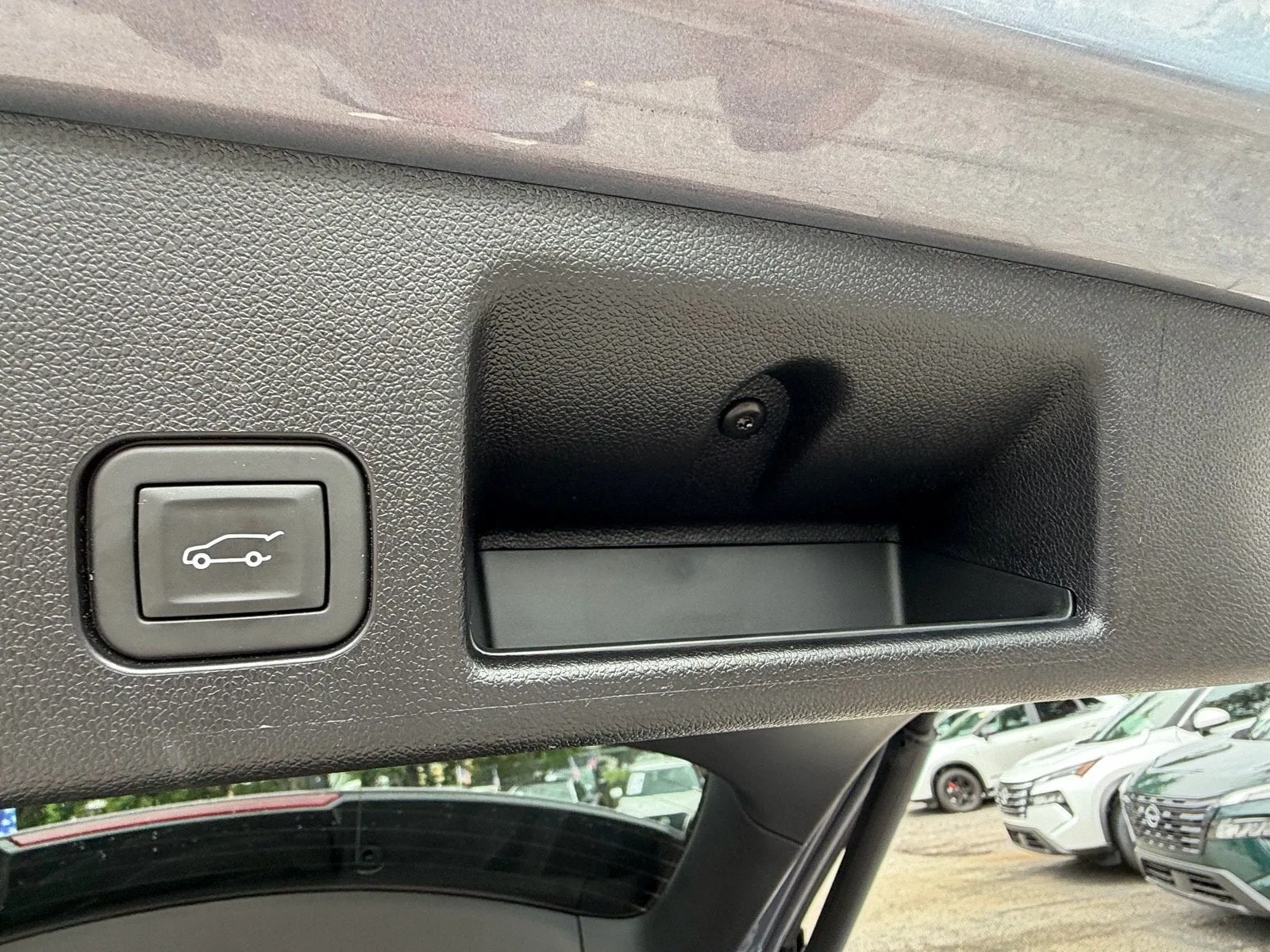 2025 Chevrolet Equinox EV LT photo 15