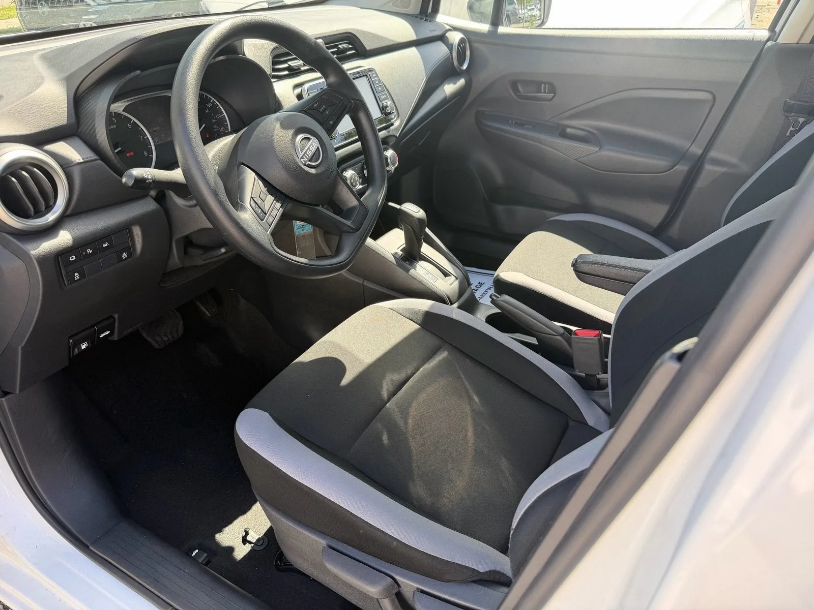 2025 Nissan Versa S photo 12