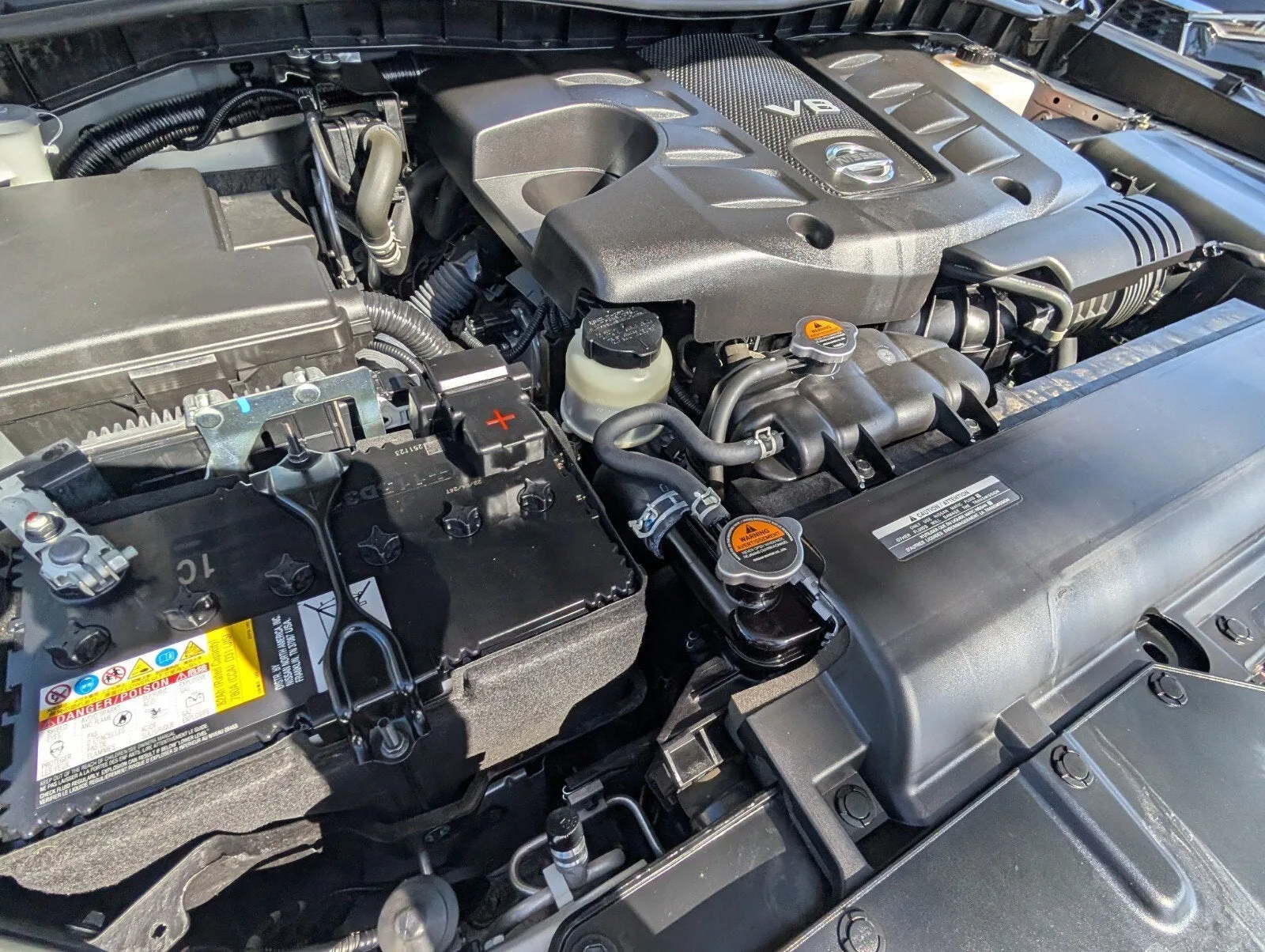 2024 Nissan Armada SV photo 20