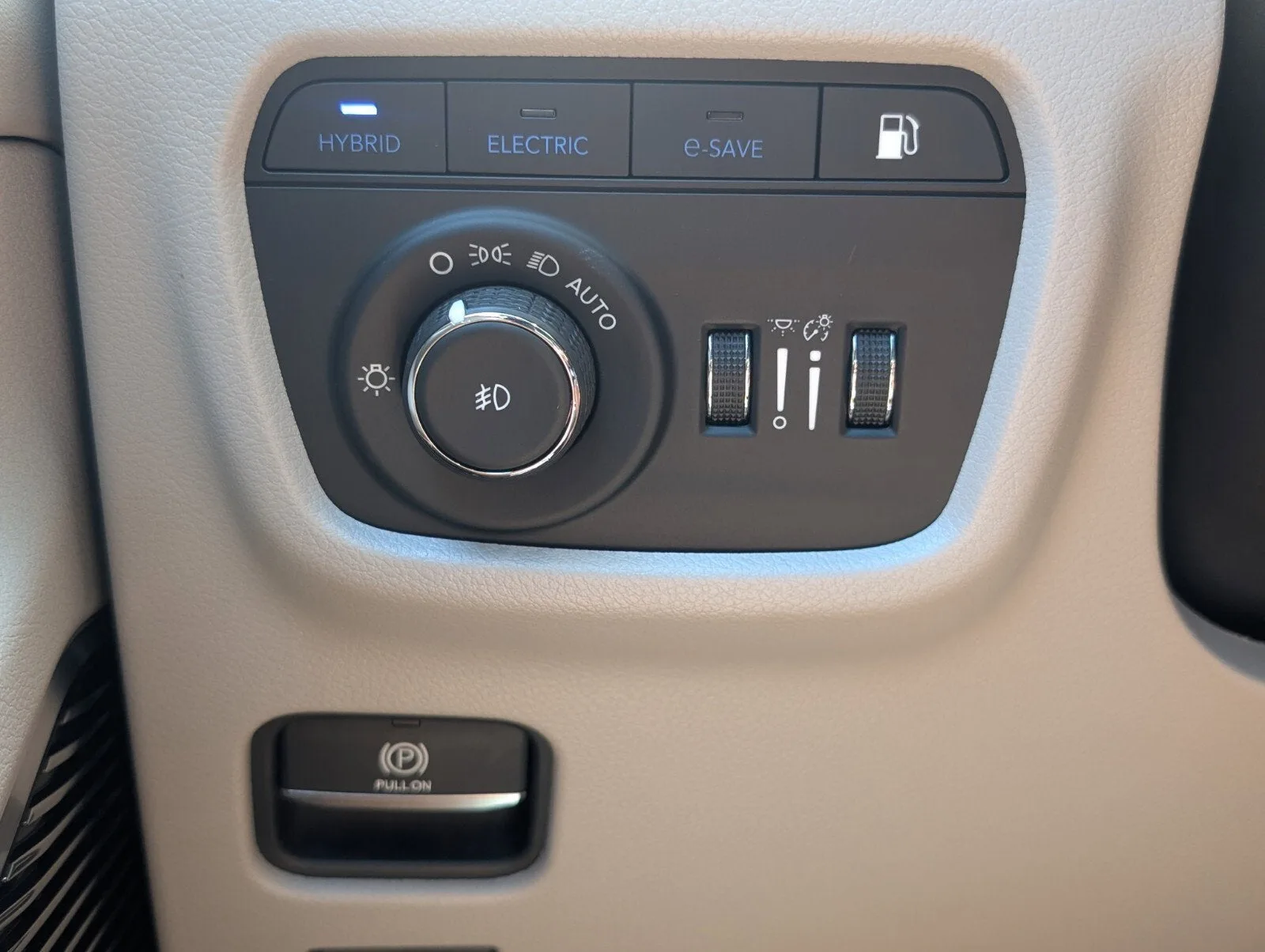 2022 Jeep Grand Cherokee 4xe Overland photo 35