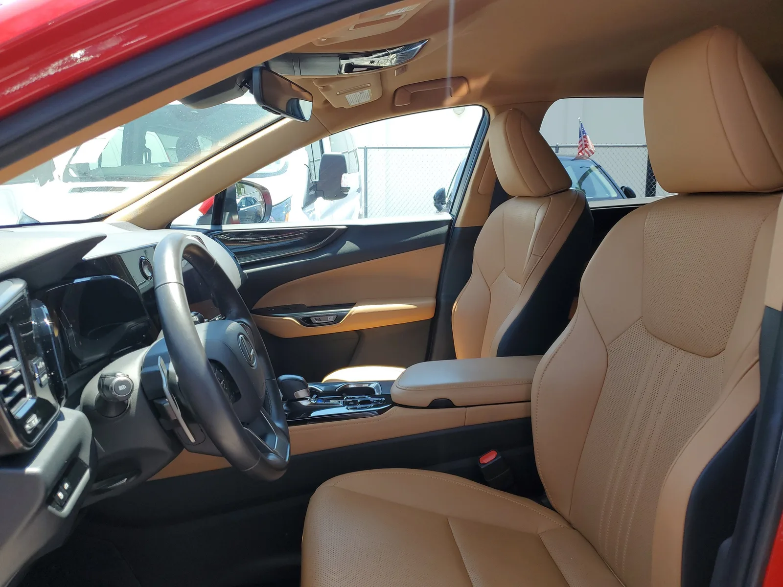 2024 Lexus NX NX 250 photo 9
