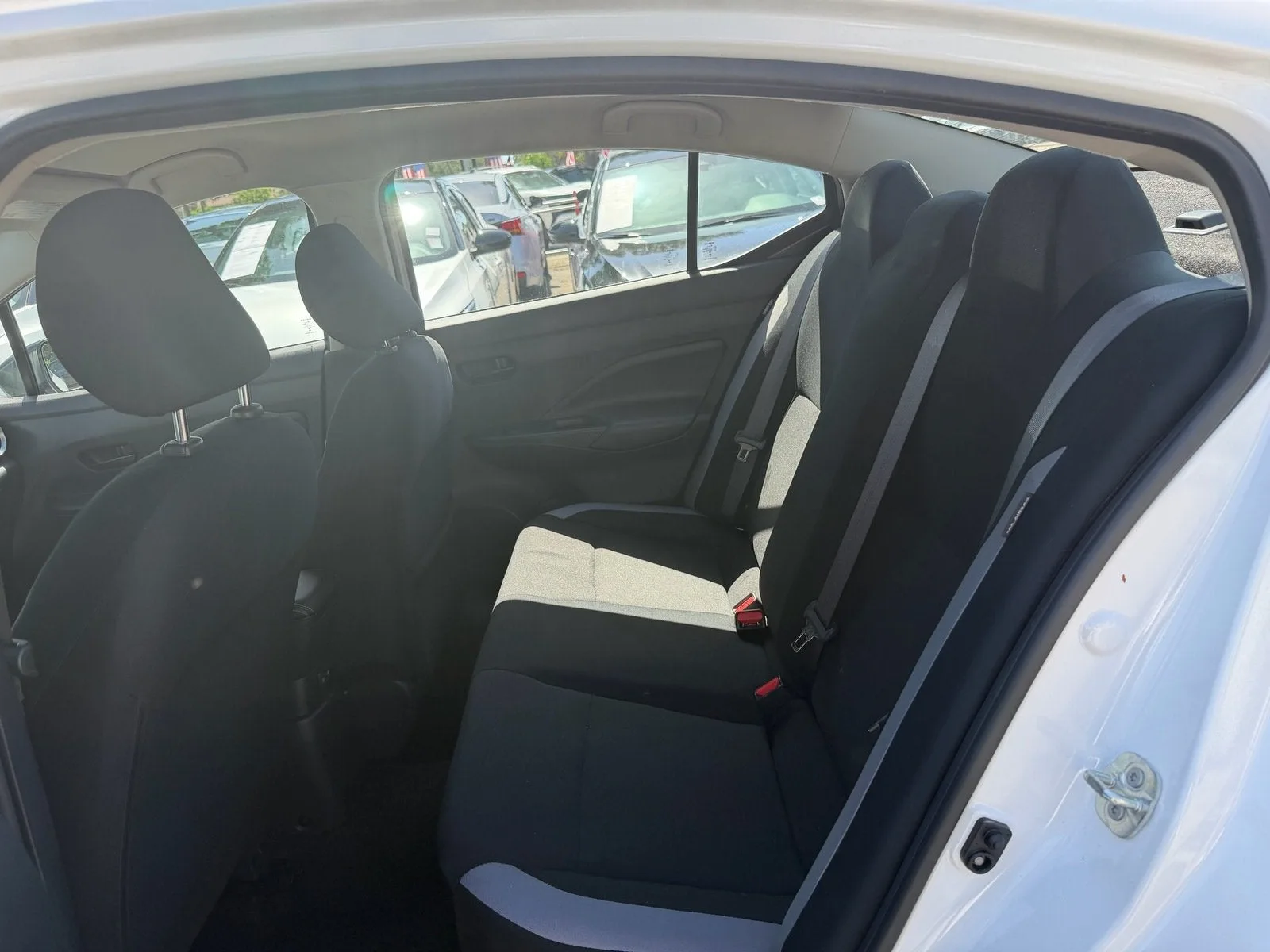 2025 Nissan Versa S photo 13