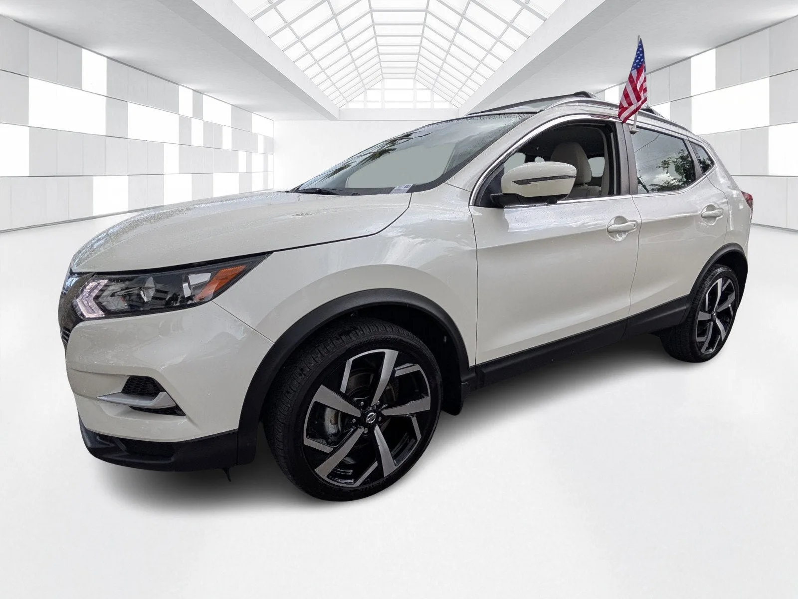 2022 Nissan Rogue Sport SL photo 3