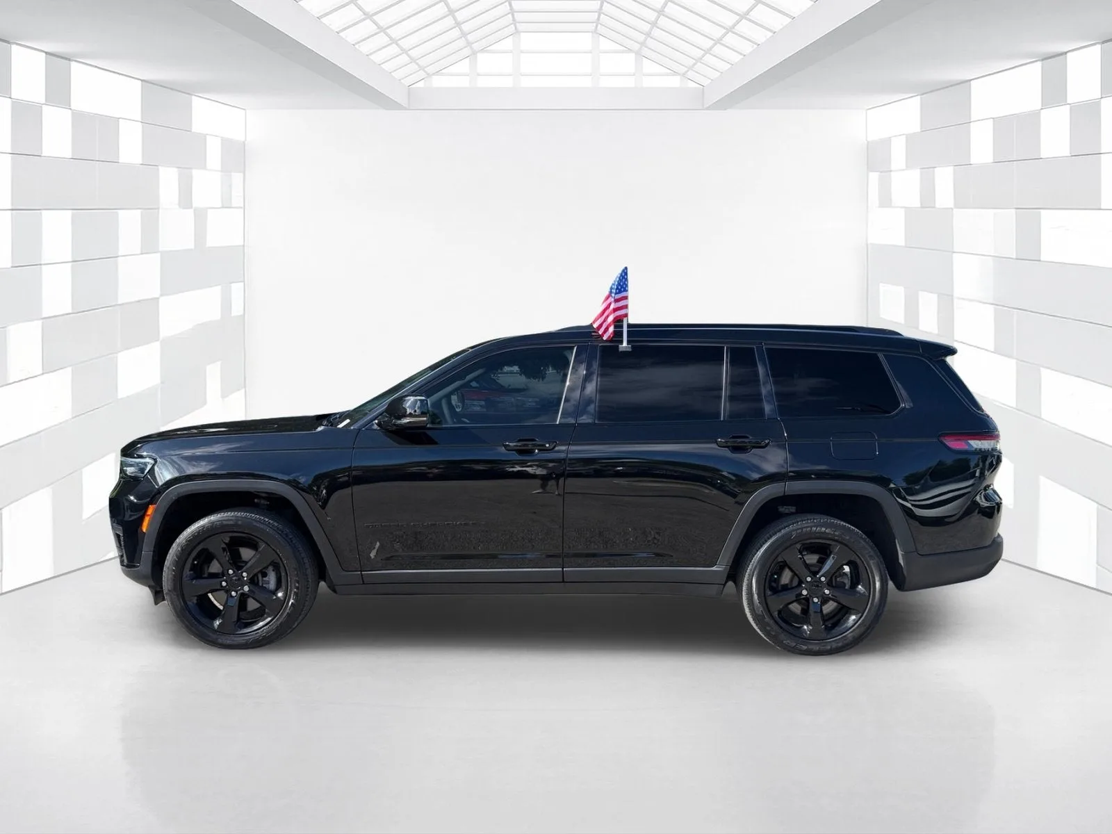 2023 Jeep Grand Cherokee L Altitude photo 4