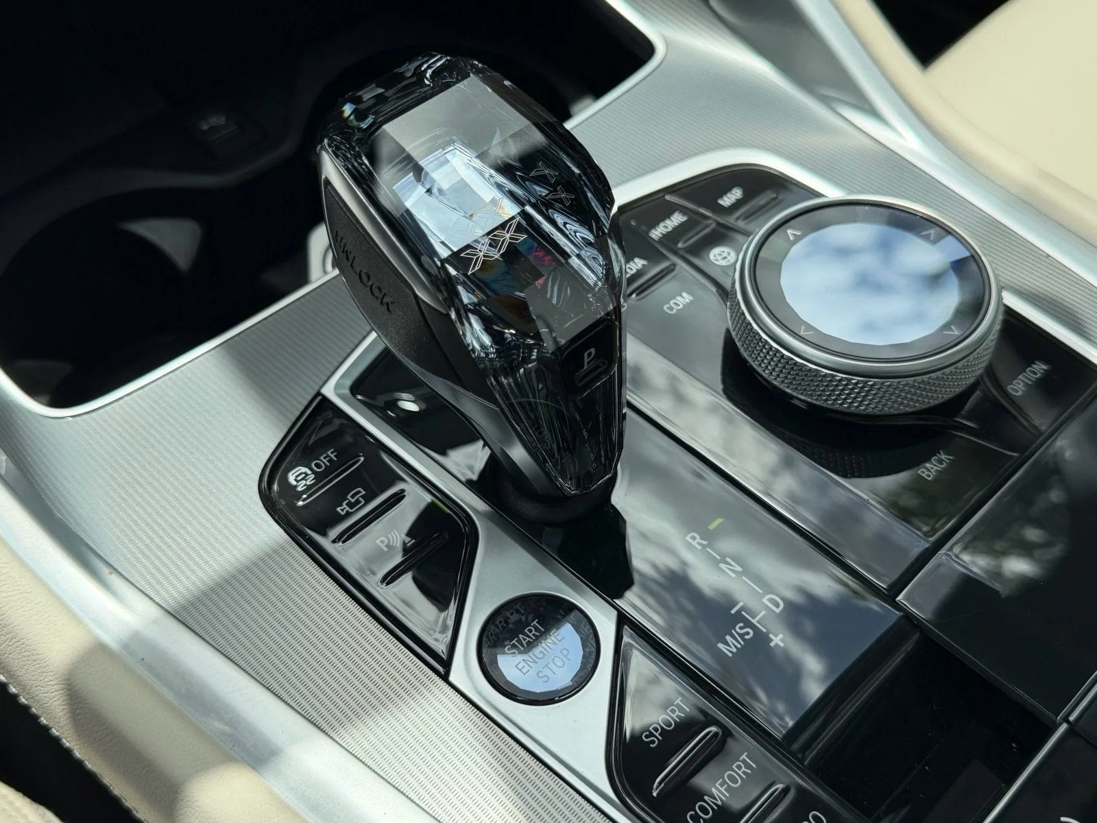 2023 BMW X6 xDrive40i photo 27