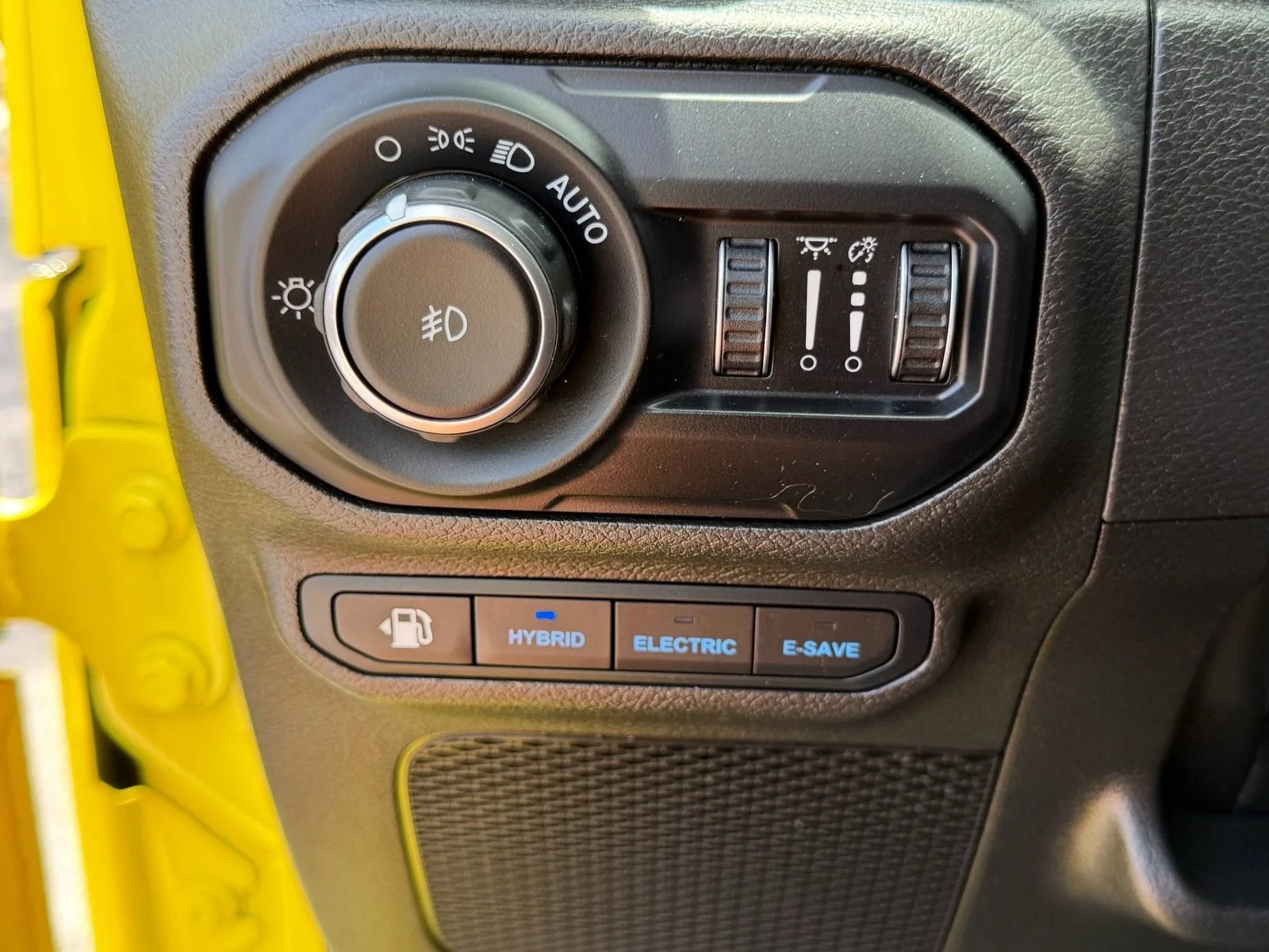 2022 Jeep Wrangler 4xe Unlimited Sahara photo 35