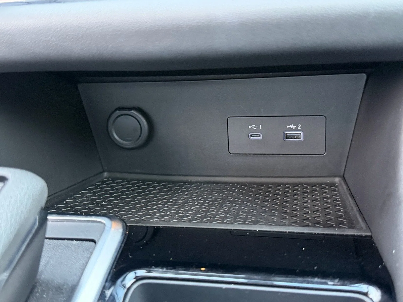 2025 Nissan Pathfinder SV photo 27