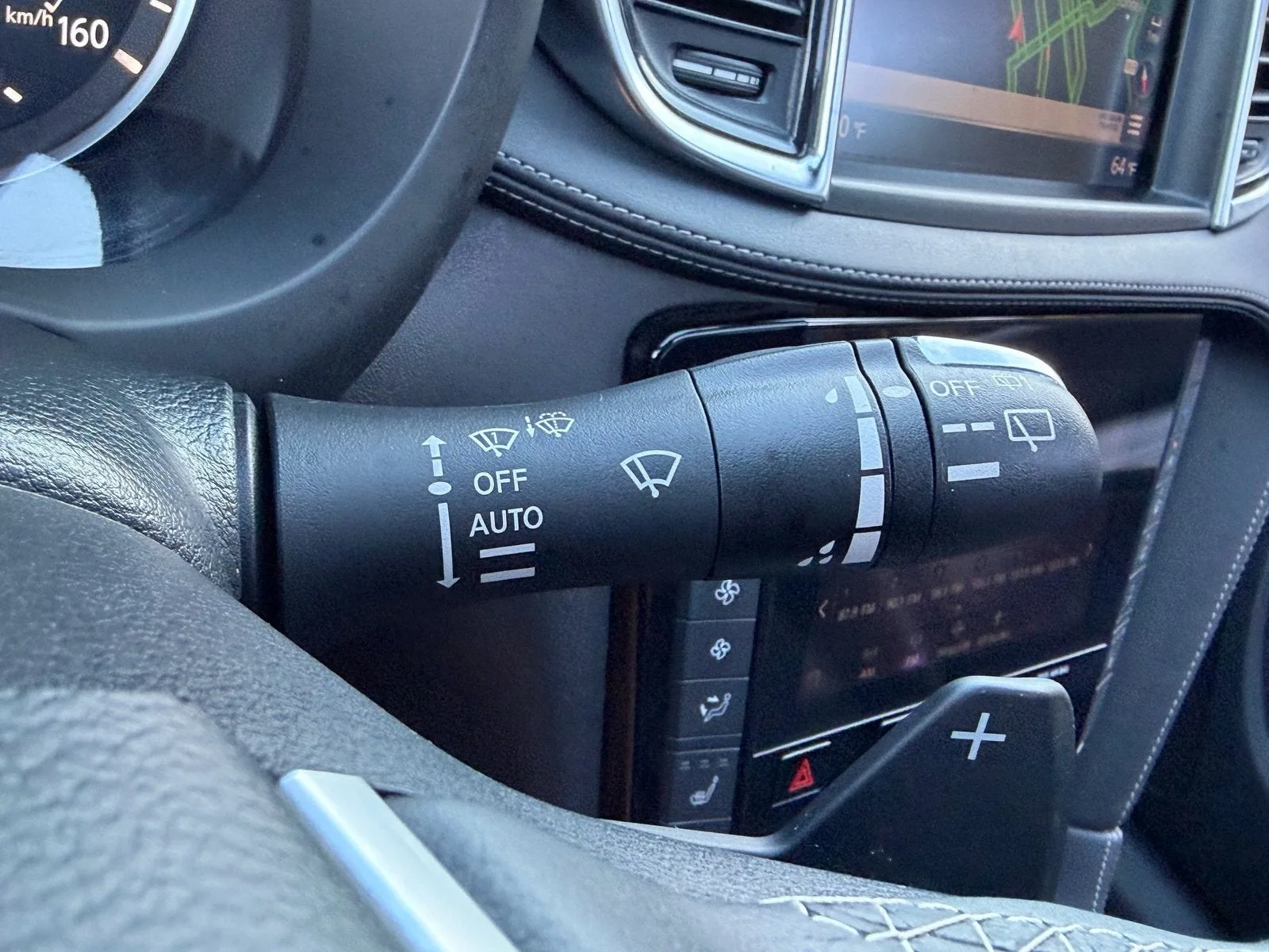 2020 INFINITI QX50 ESSENTIAL photo 32