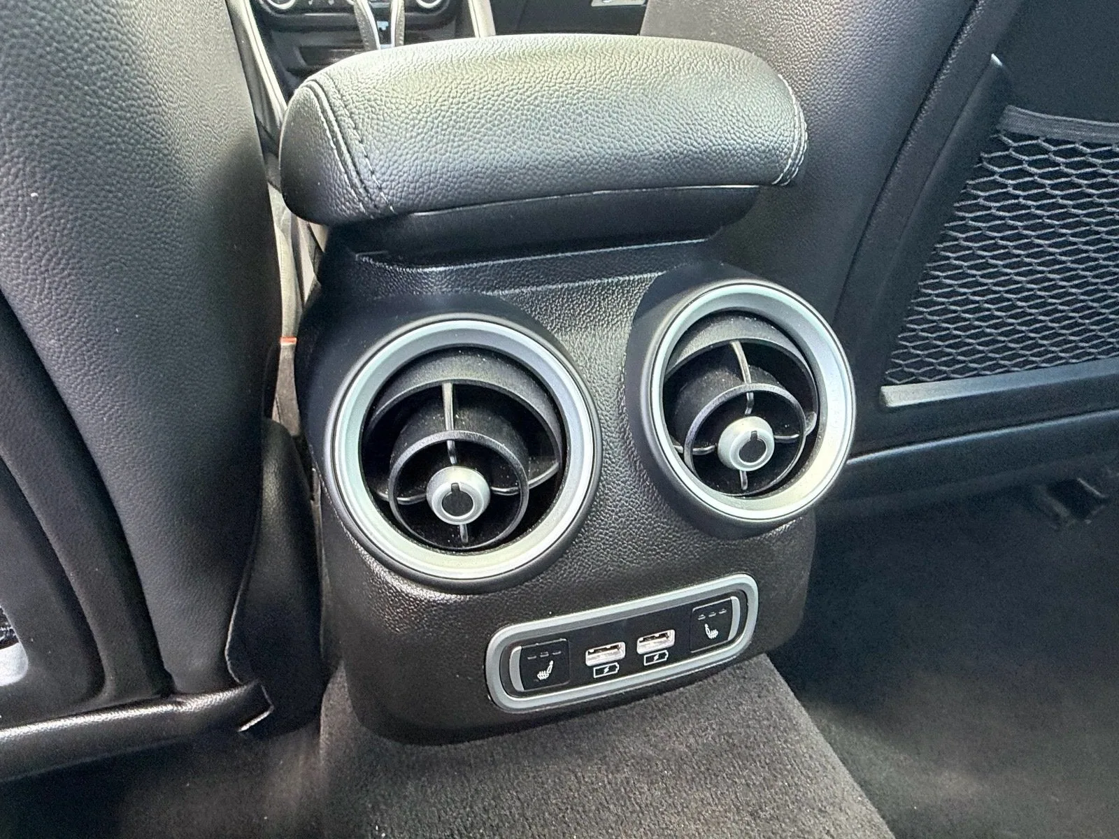 2023 Alfa Romeo Giulia Ti photo 12