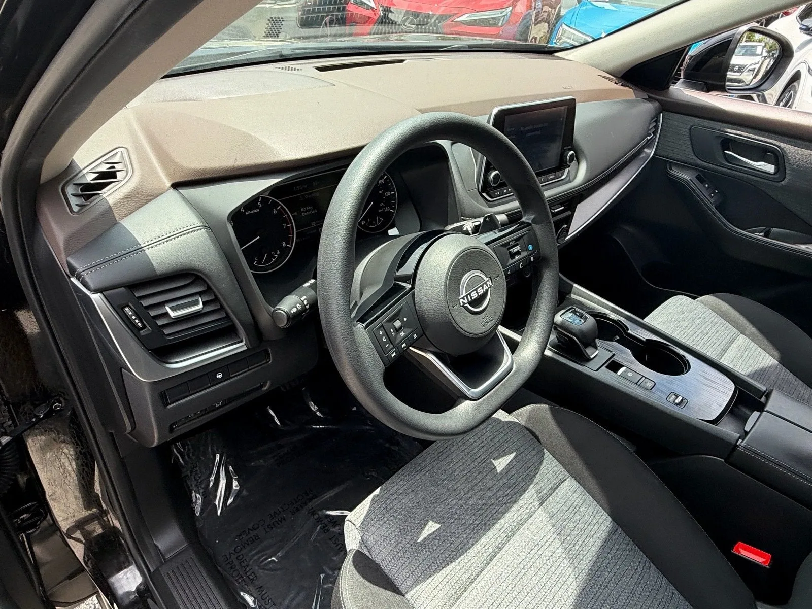 2023 Nissan Rogue SV photo 10