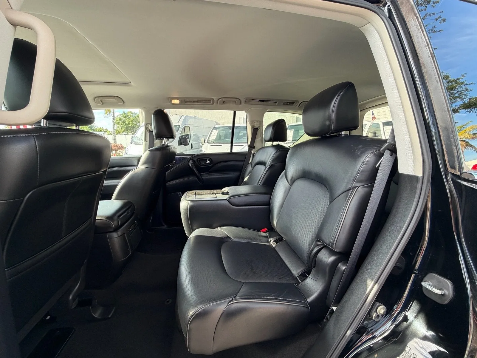 2021 INFINITI QX80 LUXE photo 14